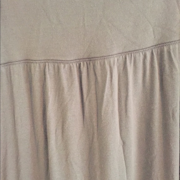 Long gray skirt. - Picture 2 of 2